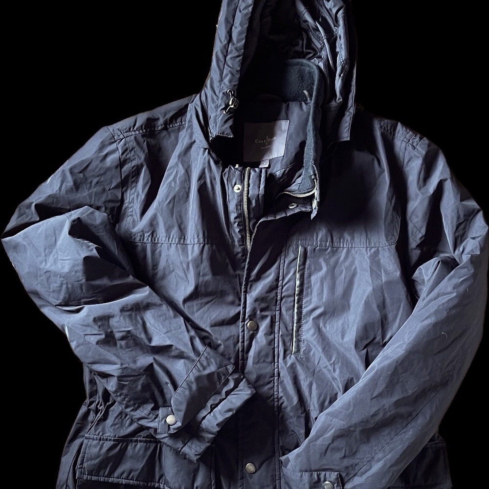 - Cole Haan Signature Matte Black 'Puffer' Jacket with Detachable Hood Sz L